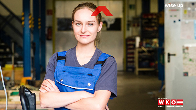 Metalltechnikerin in der Werkstatt